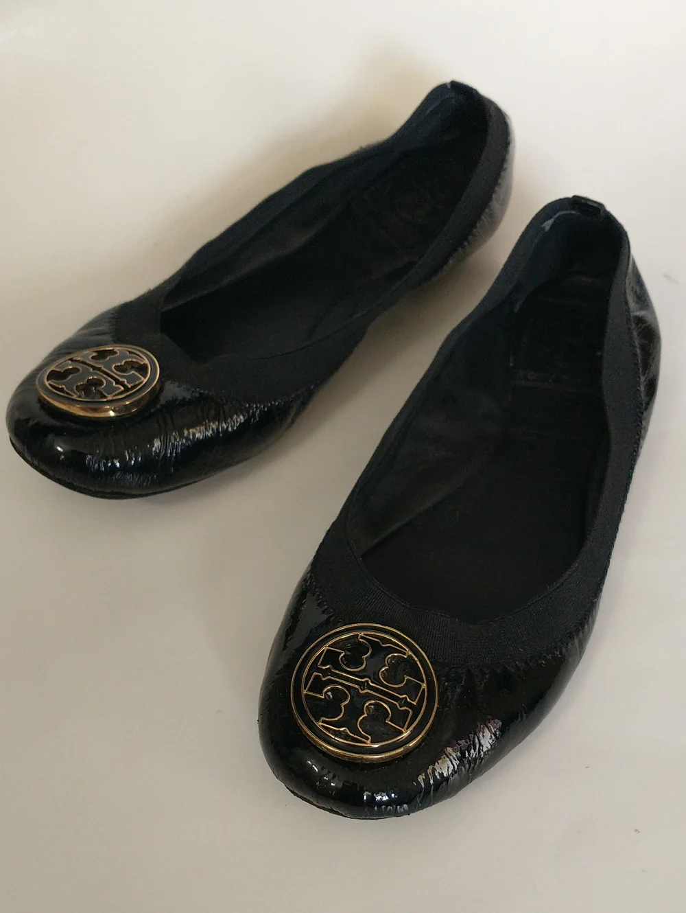Tory Burch Women’s Black Patent Leather Logo Ballet Flats. SIZE 6.5